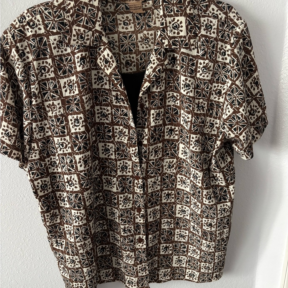 Women’s Brown and White Patterned Shirt